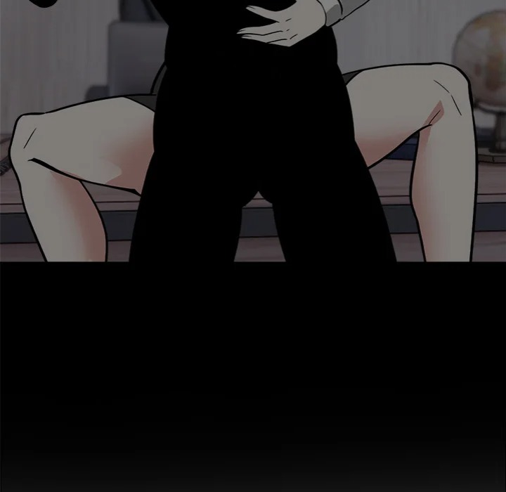 Locked With Her - Chapter 12 Page 17